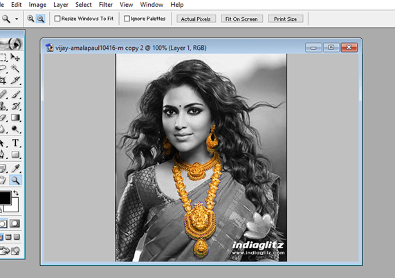 Jewelry Advertisement In Photoshop